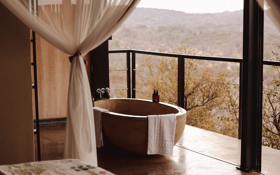Two Rare Earth Retreats featured in the 2025 Condé Nast Traveler Readers’ Choice Awards